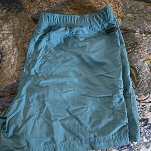 Columbia Aqua Blue Shorts
